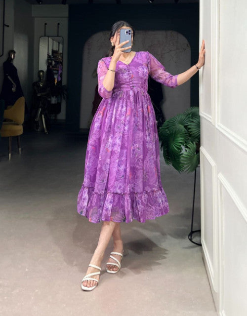 ELEGENT FLORAL PRINTET MAXI DRESS