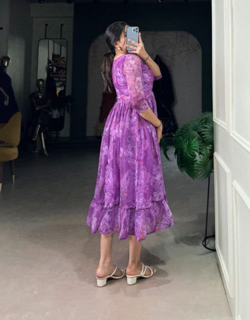 ELEGENT FLORAL PRINTET MAXI DRESS
