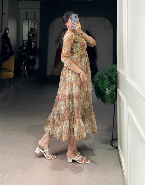 ELEGENT FLORAL PRINTET MAXI DRESS